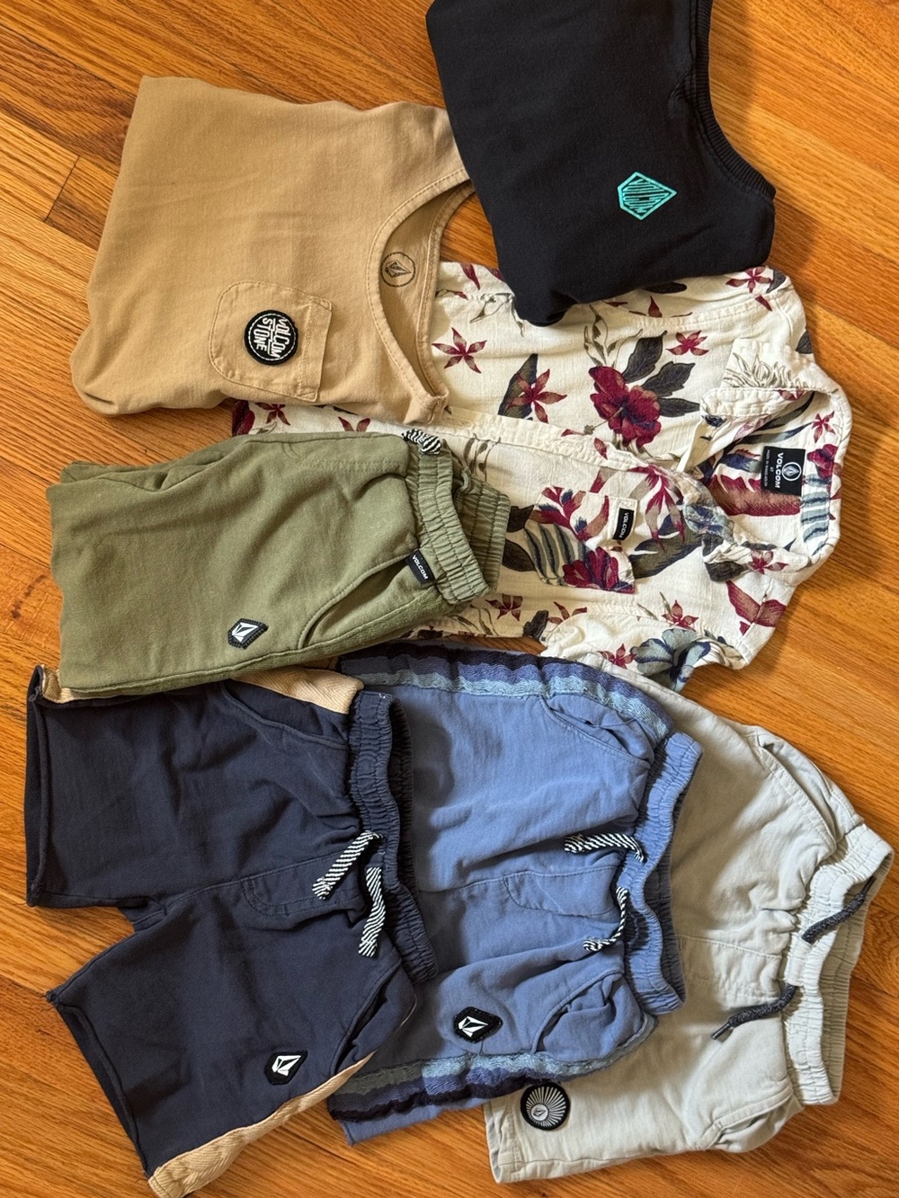 Toddler Boy Volcom Set